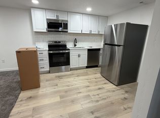 965 Amethyst St, Layton, UT 84041