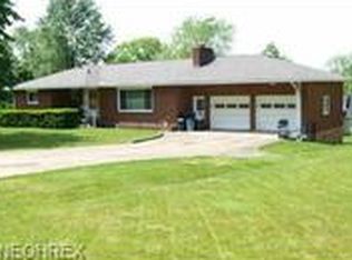 196 Darlington Rd SE, Warren, OH 44484