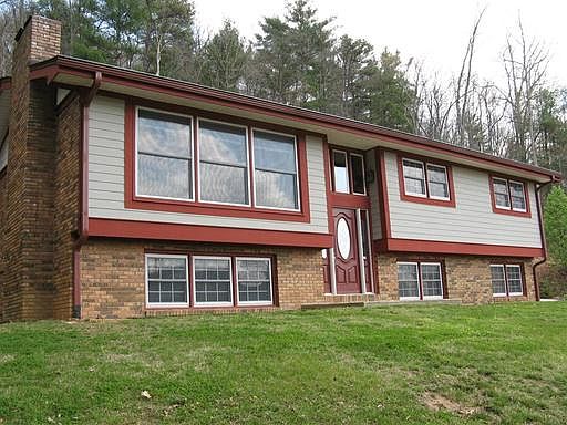 1st image of 2346 Valencia Dr