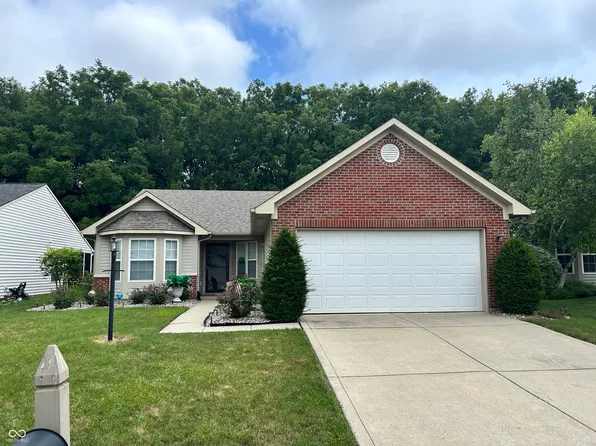 18904 Prairie Crossing Dr, Noblesville, IN 46062