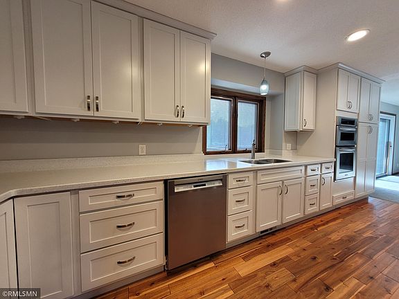 4th image of 11949 Evergreen St NW