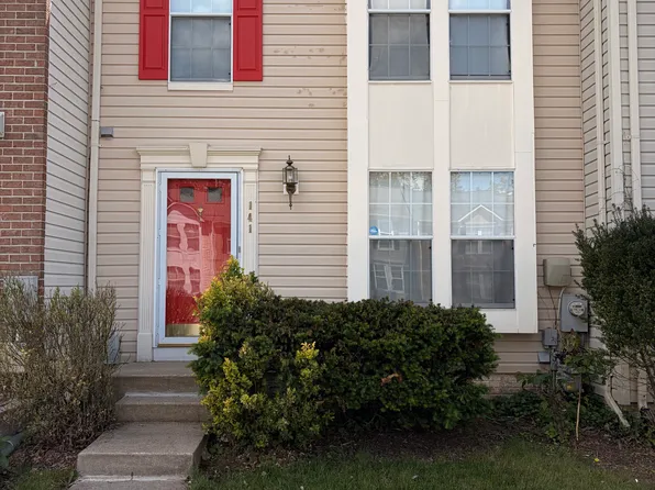 141 Foxview Dr, Glen Burnie, MD 21061