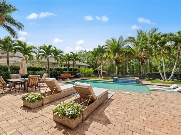 6081 Tamworth CT, NAPLES, FL 34119