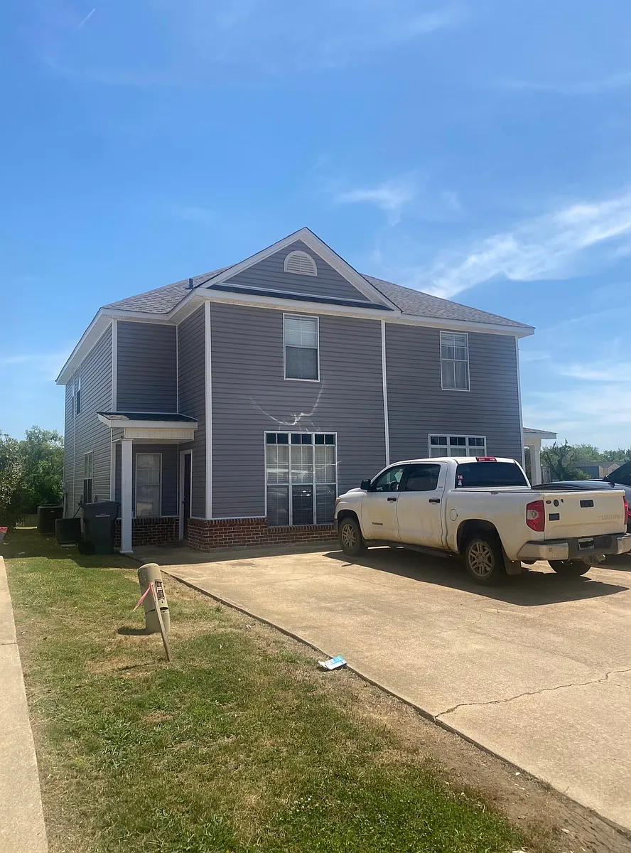 Building Photo - 74 Loch Ln #74