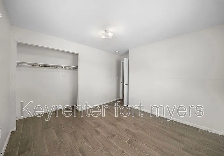 322A Louise Ave — Photo 12