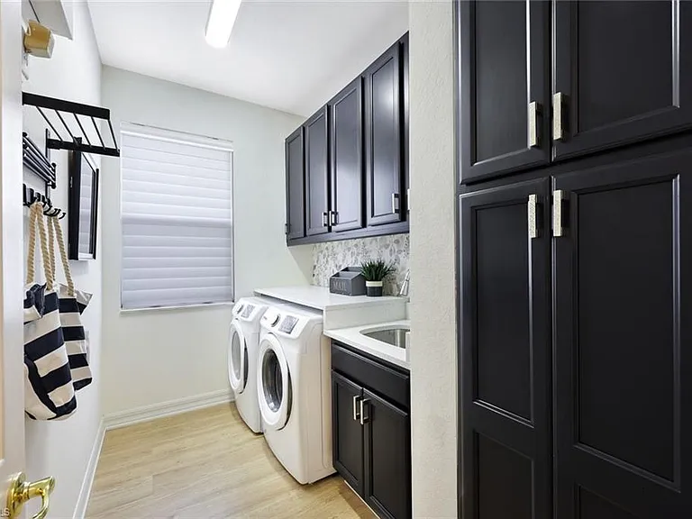 10327 Carolina Willow Dr — Photo 20