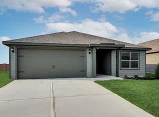 2105 Carbon Dr, Ponder, TX 76259