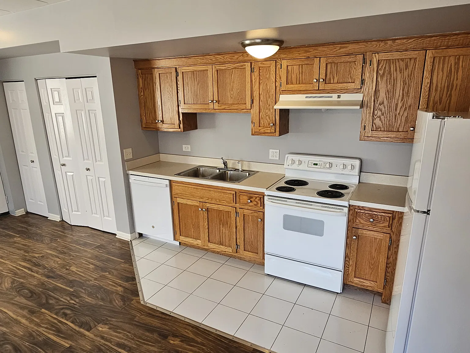 2 bed, $1,950 — Photo 3