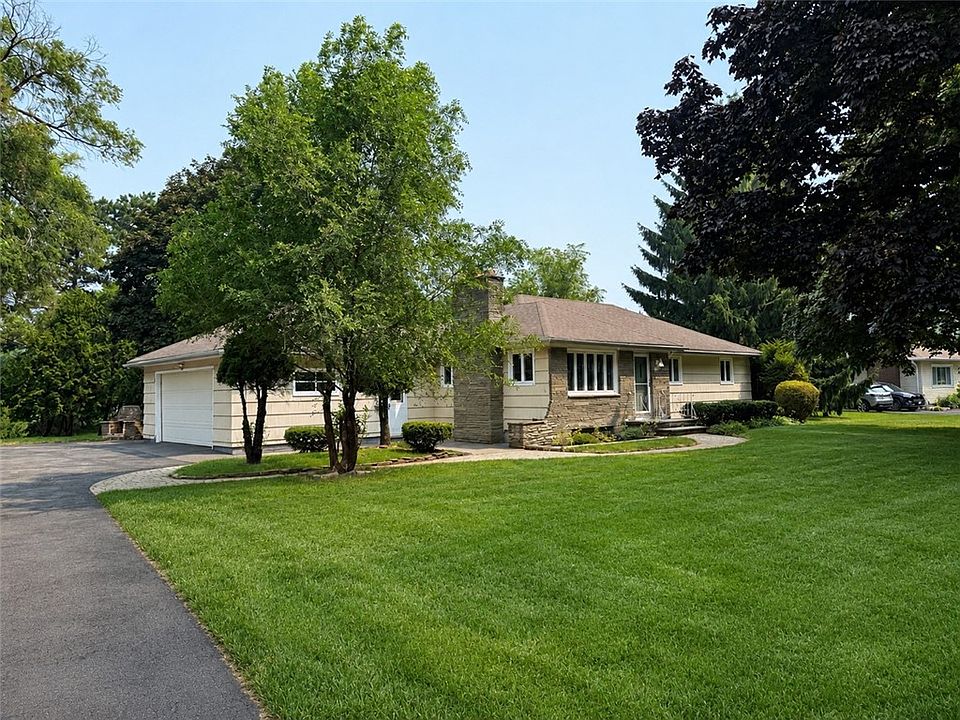1st image of 483 Brookview Dr