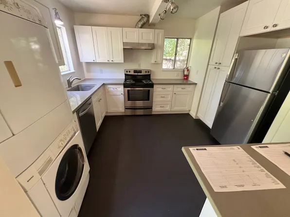 821 Douglas Ave, Davis, CA 95616