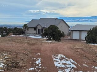 1300 Wild Ridge Rd, Penrose, CO 81240