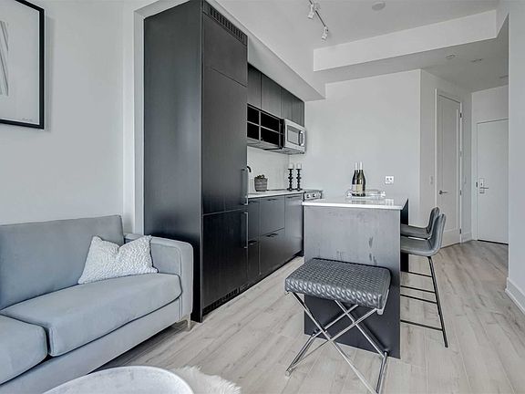 3rd image of 135 Liberty St #2412