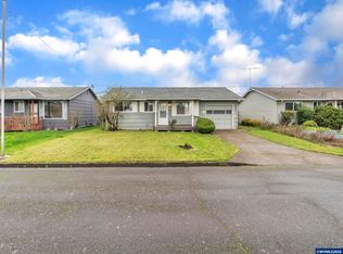 1749 Thompson Rd, Woodburn, OR 97071