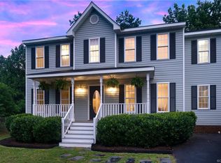 10001 Bon Air Crest Dr, North Chesterfield, VA 23235