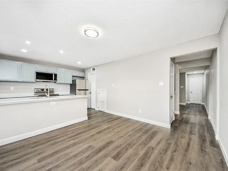 781 Country Place Dr #2021 — Photo 7