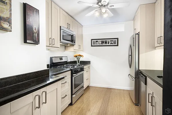 Sold by Halstead Real Estate | media 10