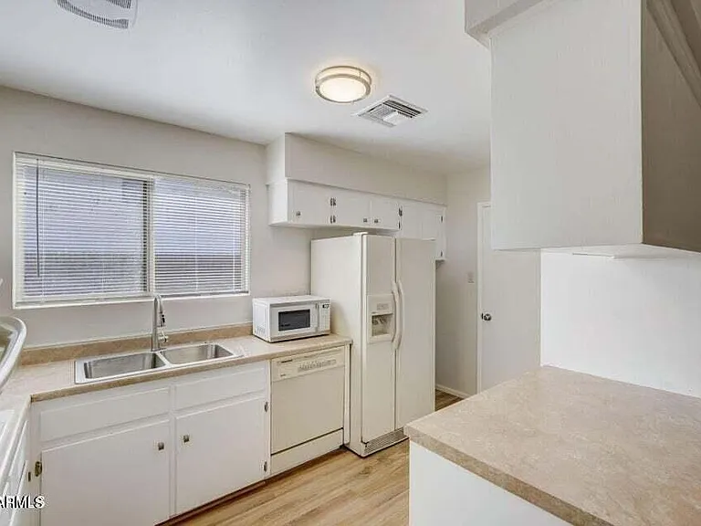 6310 W Berridge Ln — Photo 19