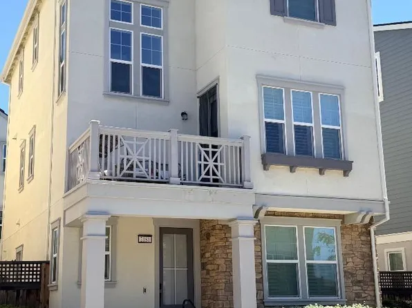 2181 Donnells Ln, Dublin, CA 94568