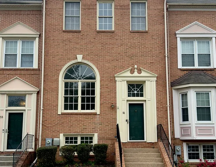53 Cedarwood Cir — Photo 1