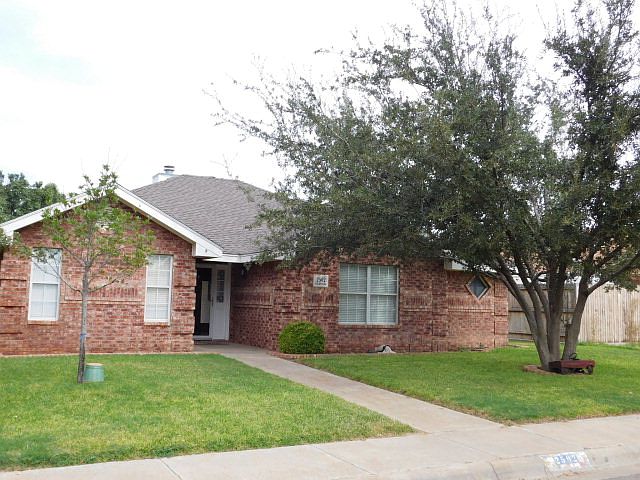 1st image of 2502 Idlewilde Dr