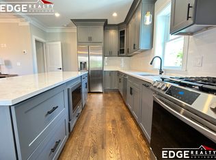 240 Palfrey St, Watertown, MA 02472