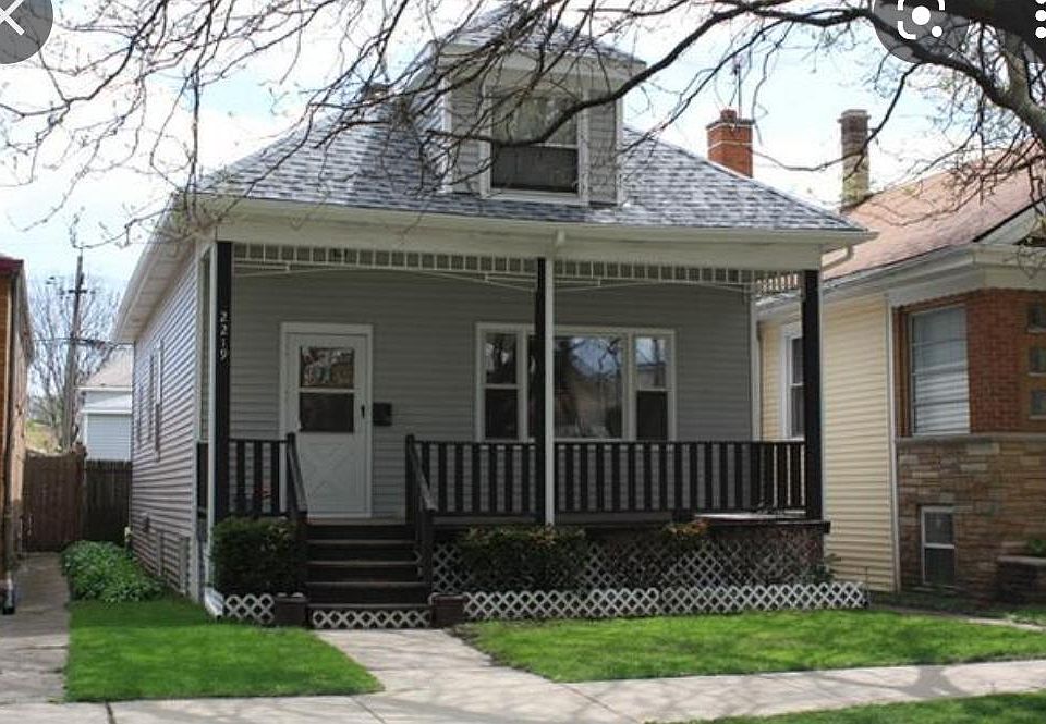 1st image of 2219 N Nagle Ave