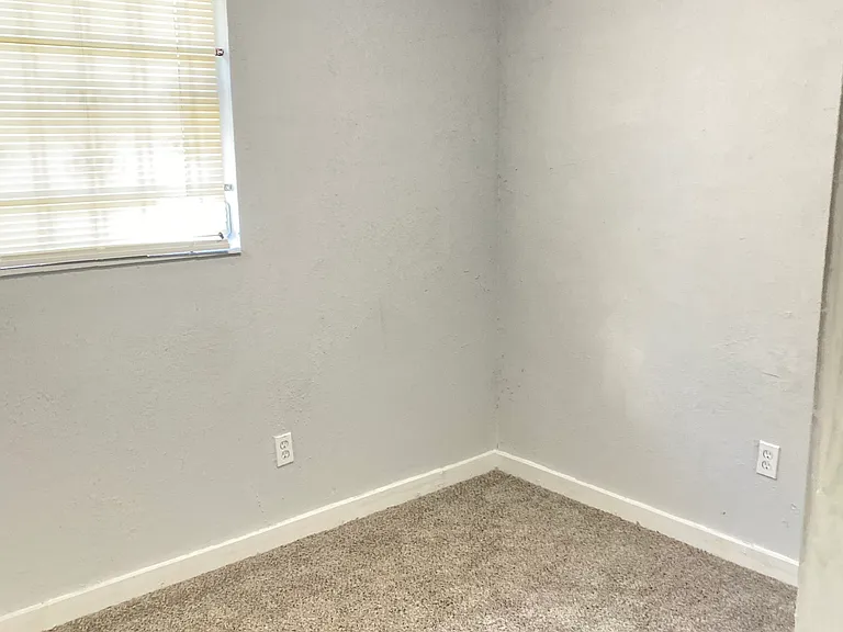 2553 Martha St #1-5 — Photo 13