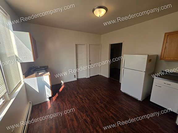 5th image of 3802-04 Euclid Ave #4-2F