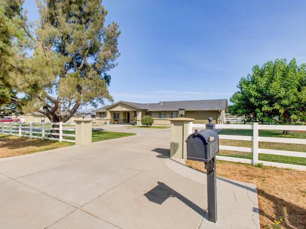 2005 Oscar Dr, Gilroy, CA 95020