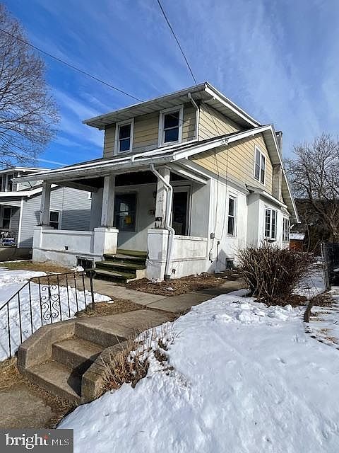 1st image of 3509 Montrose Ave