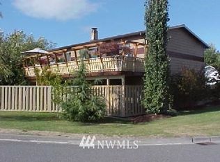 7327 262nd St NW, Stanwood, WA 98292
