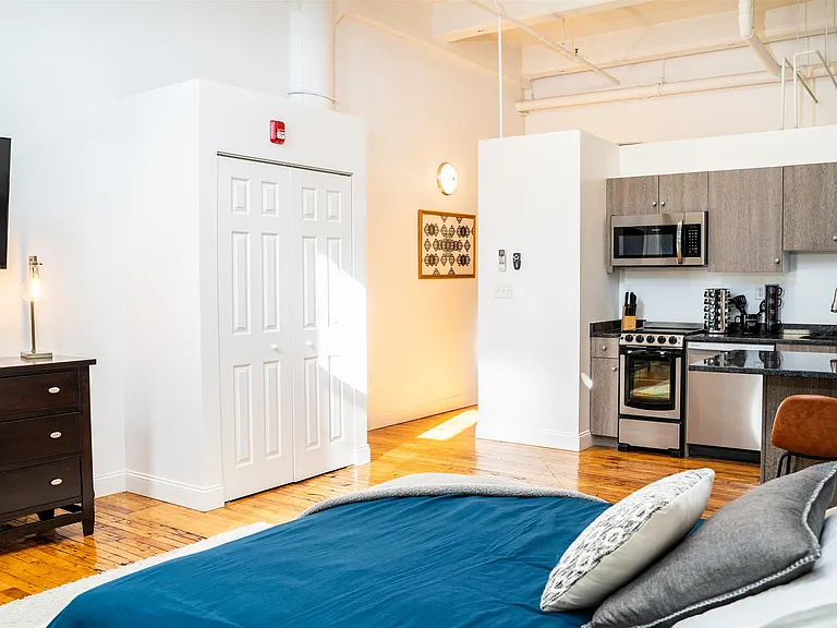 Parkville Hartford Apartments — Photo 13