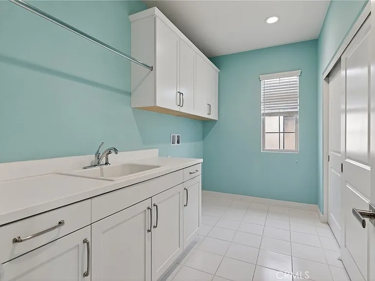 755 E Orange Blossom Way — Photo 49