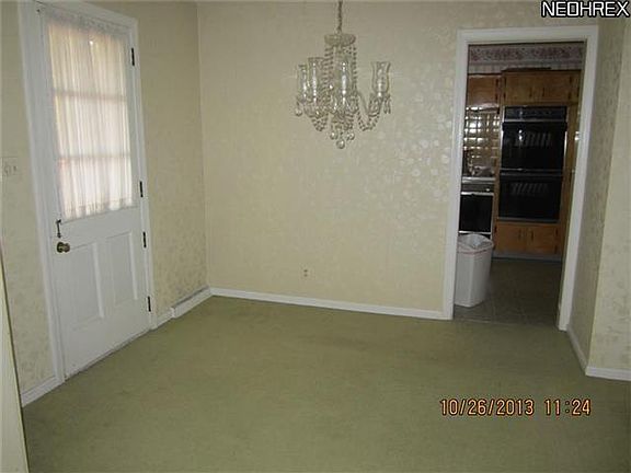 4th image of 128 The Brooklands Ave
