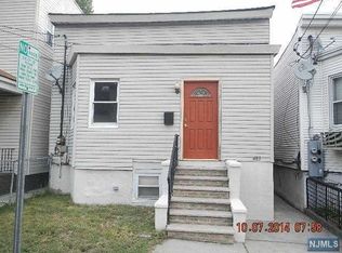 483 Westview Pl, Fairview, NJ 07022