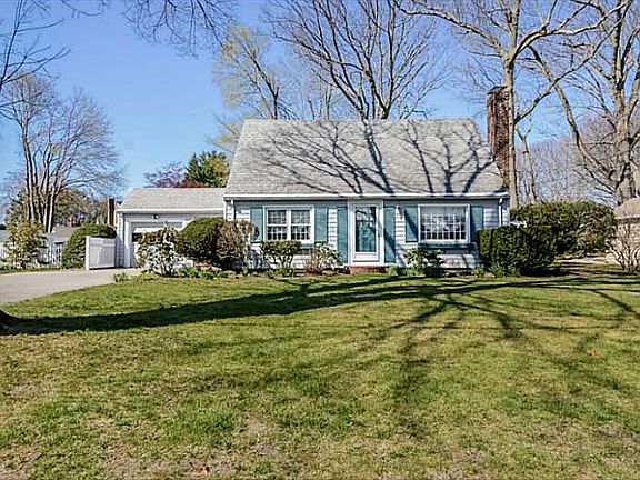 4th image of 85 Bretton Woods Dr