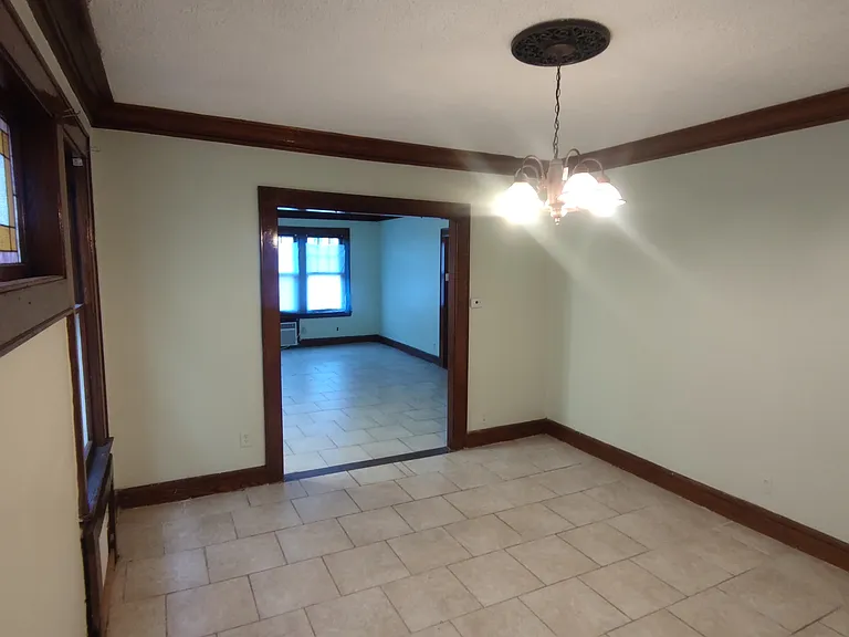 634 Madison Ave #1 — Photo 13