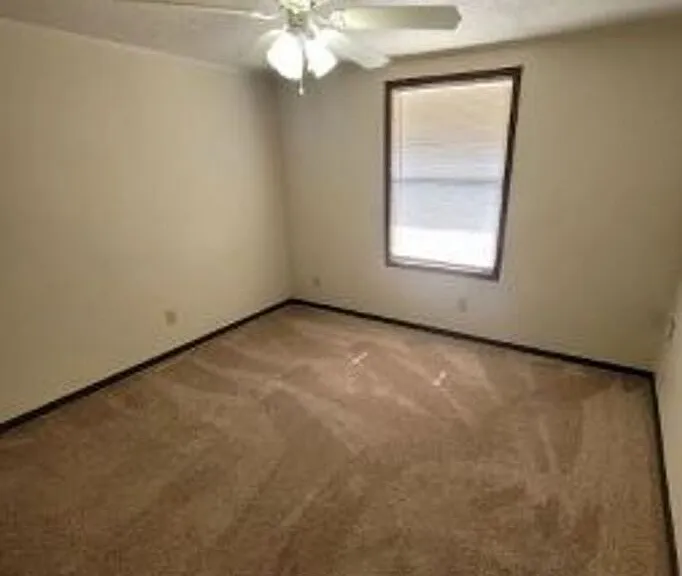 552 Cedargate Ct #552 — Photo 4