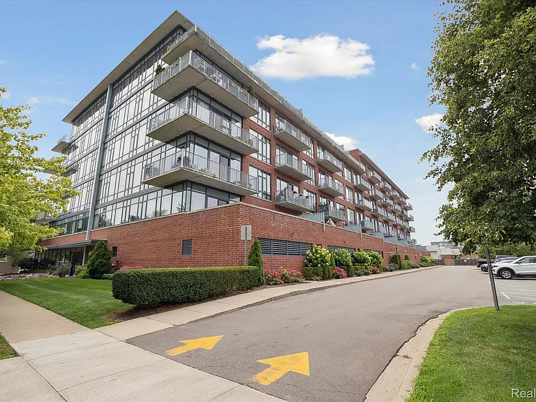 101 Curry Ave #630 — Photo 35