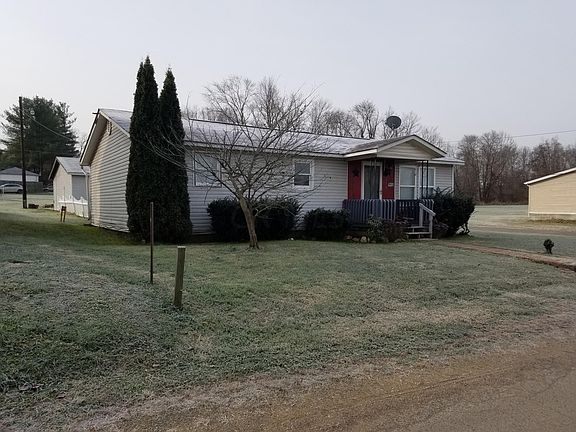 2nd image of 173 W Main St