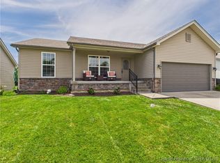 12117 Lumberfield Ln, Sellersburg, IN 47172