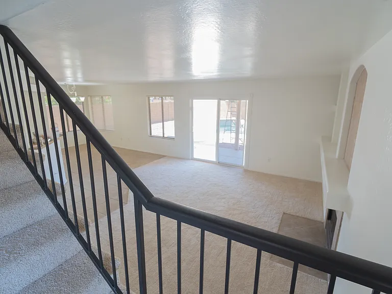 1492 N Saddle St — Photo 11