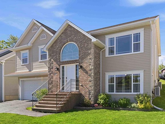 2nd image of 40 Baker Dr