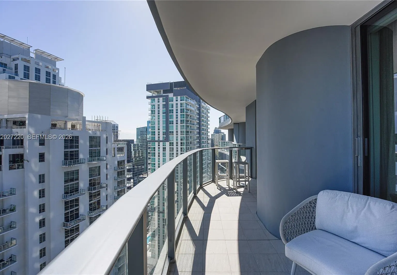 Brickell Flatiron Condo — Photo 2