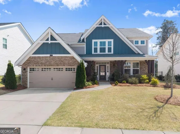 147 Michigan Cir, Hoschton, GA 30548