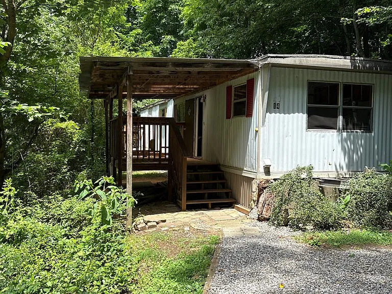 14 Baylie Grace Ln — Photo 2
