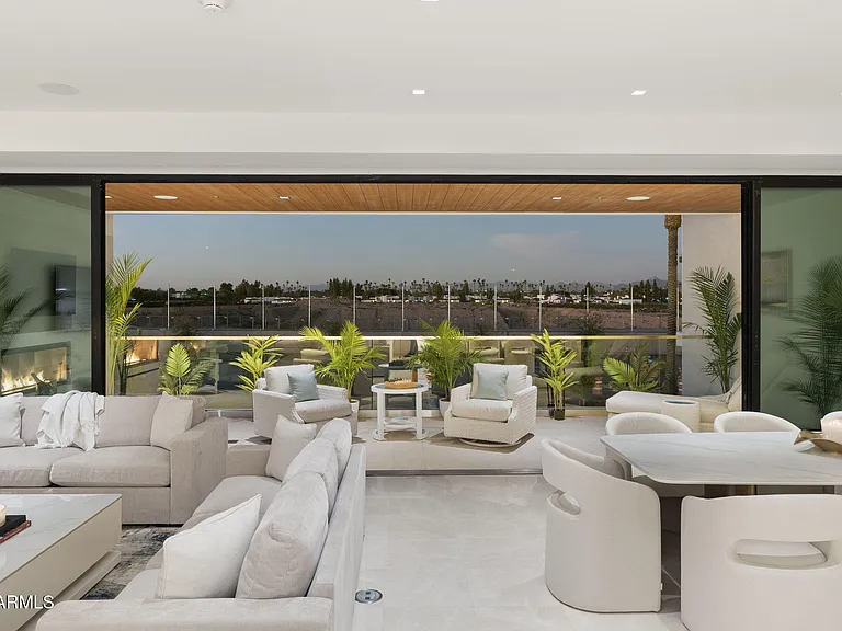 6587 N Palmeraie Blvd #2015 — Photo 18