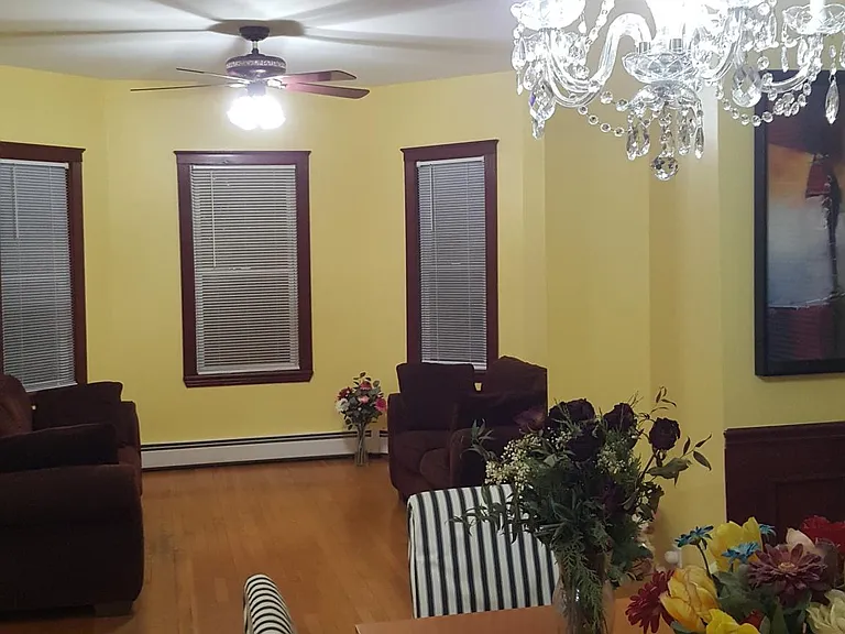 8 Buttonwood St #3 — Photo 7