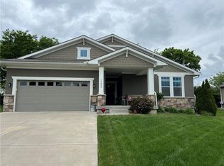 14428 S Shady Bend Rd, Olathe, KS 66061