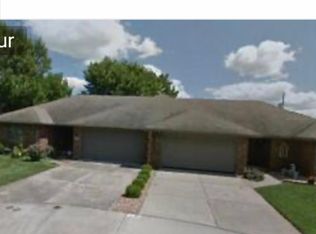 3526 S Welwood Ave, Springfield, MO 65804